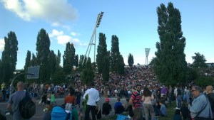 Mauerpark in Prenzlauer Berg is een druk bezocht park in het oostelijk deel van Berlijn.