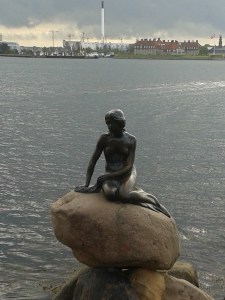 De kleine zeemeermin is... nou ja, zoals de naam al zegt: klein