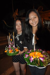 Soms kun je opeens een festival meevieren, waarvan je anders maar bar weinig had begrepen (Houay Xai - Laos)