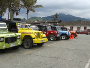 In Salento doen Willy's, jeeps uit WOII dienst als taxi